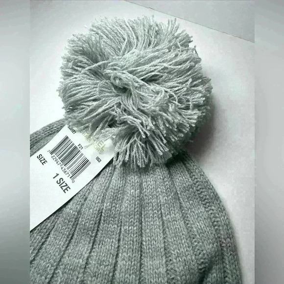 NWT $48 Michael Kors Grey Knit Beanie winter hat - Picture 5 of 5